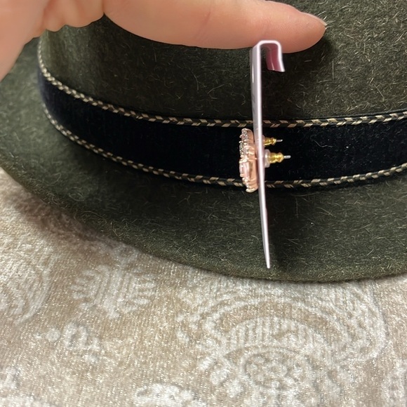 Brand New Kate Spade Flying Colors Blush Post Earrings Marquise Cluster Studs - Picture 13 of 15